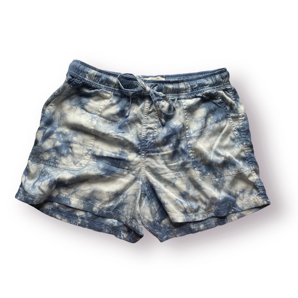C&C California Blue and White Tie Dye Shorts